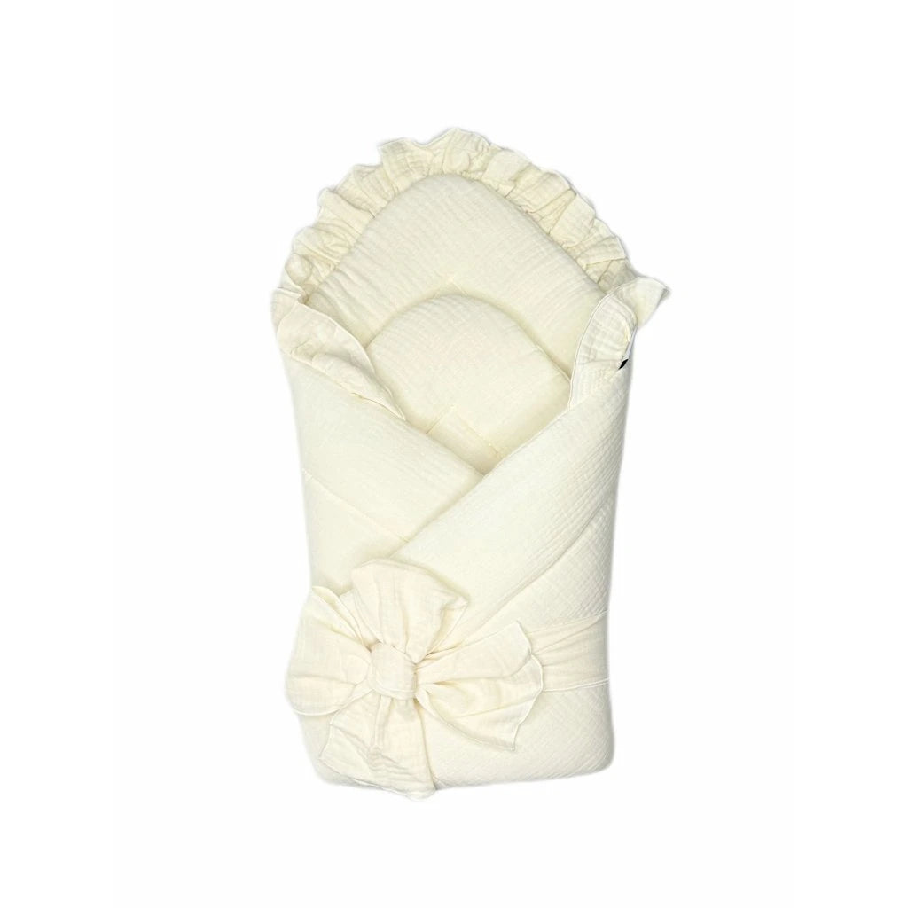 Babyhorn / Babymatte aus Musslin mit Rüschen / Cremig