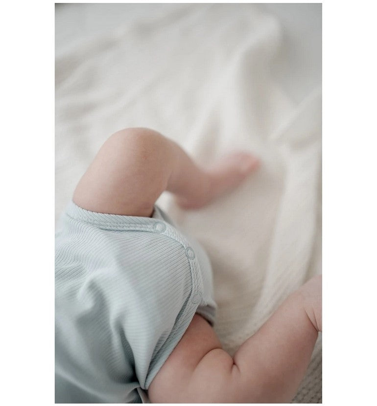 Baby Langarmbody HELLBLAU