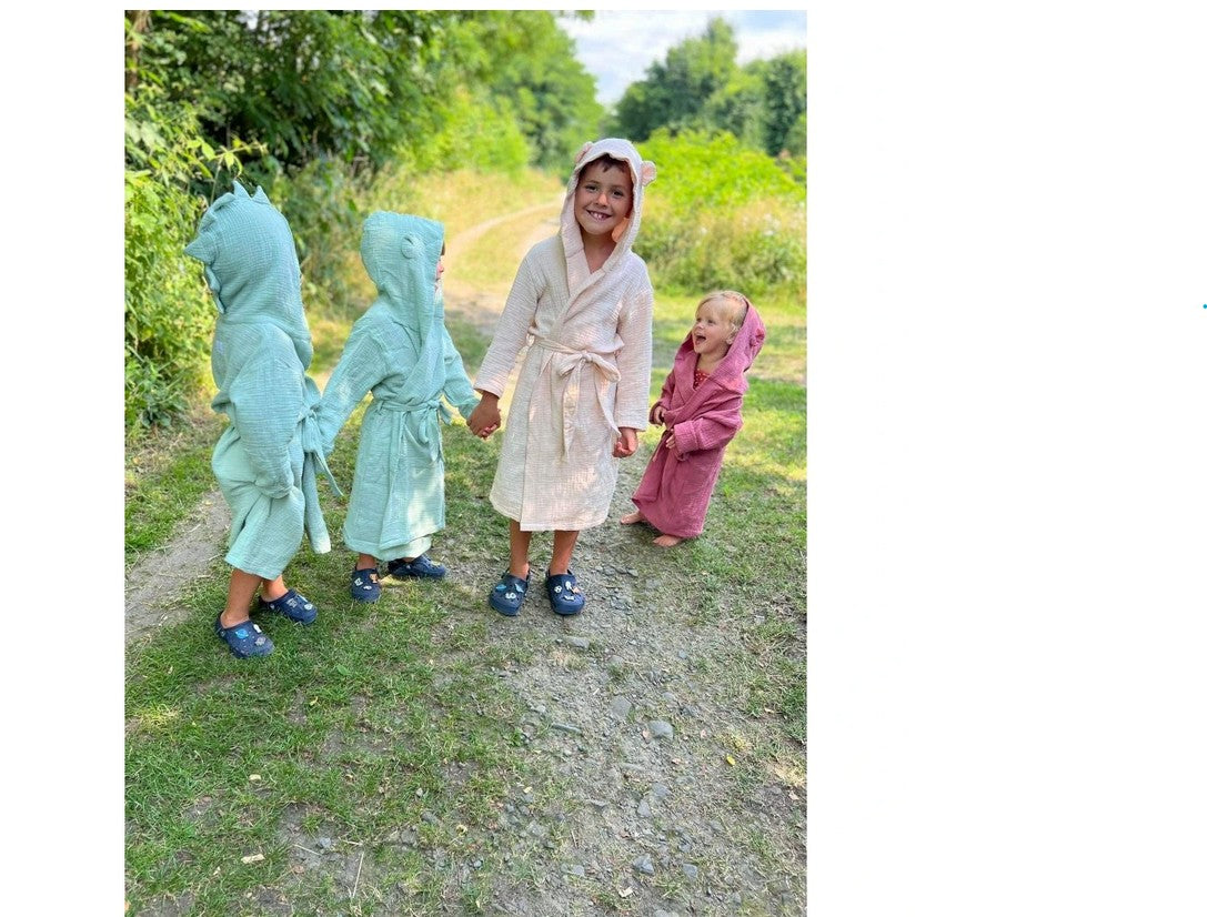 Kinderbademantel mit Kapuze TEDDYBÄR Größe 3-6 Jahre Pfingstrose