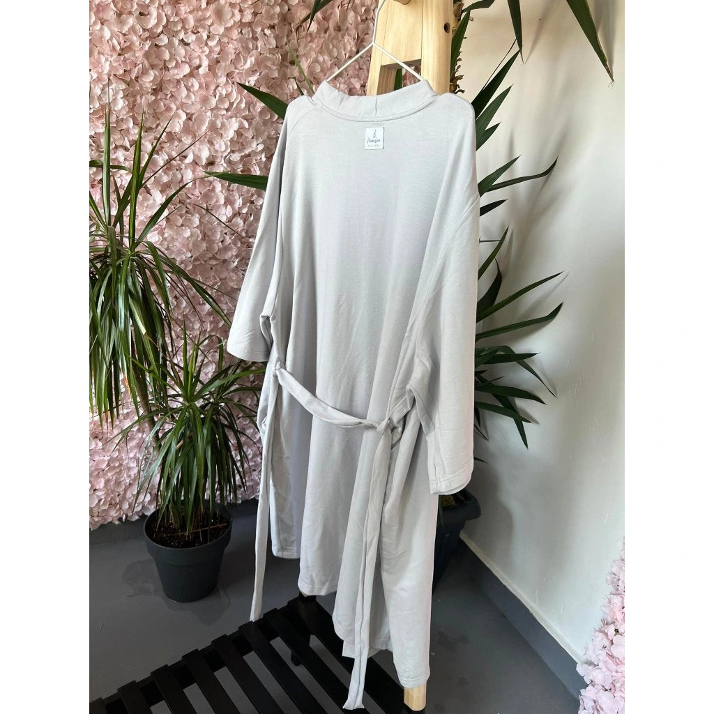 Eleganter Damenbademantel Grau